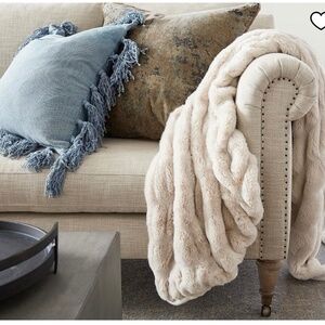 Pottery Barn Ruched Faux Fur Oversized 60x80 Throw Ivory